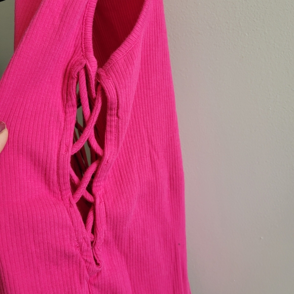 Pink Ribbed Women's Top - Picture 4 of 6